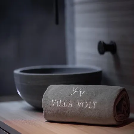 Volt 4 Pool Gym